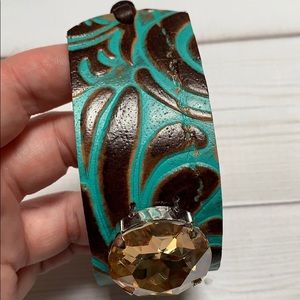 Jewelry - Leather cuff bracelet with amber stone Jewelry - Leather cuff bracelet with amber stone
